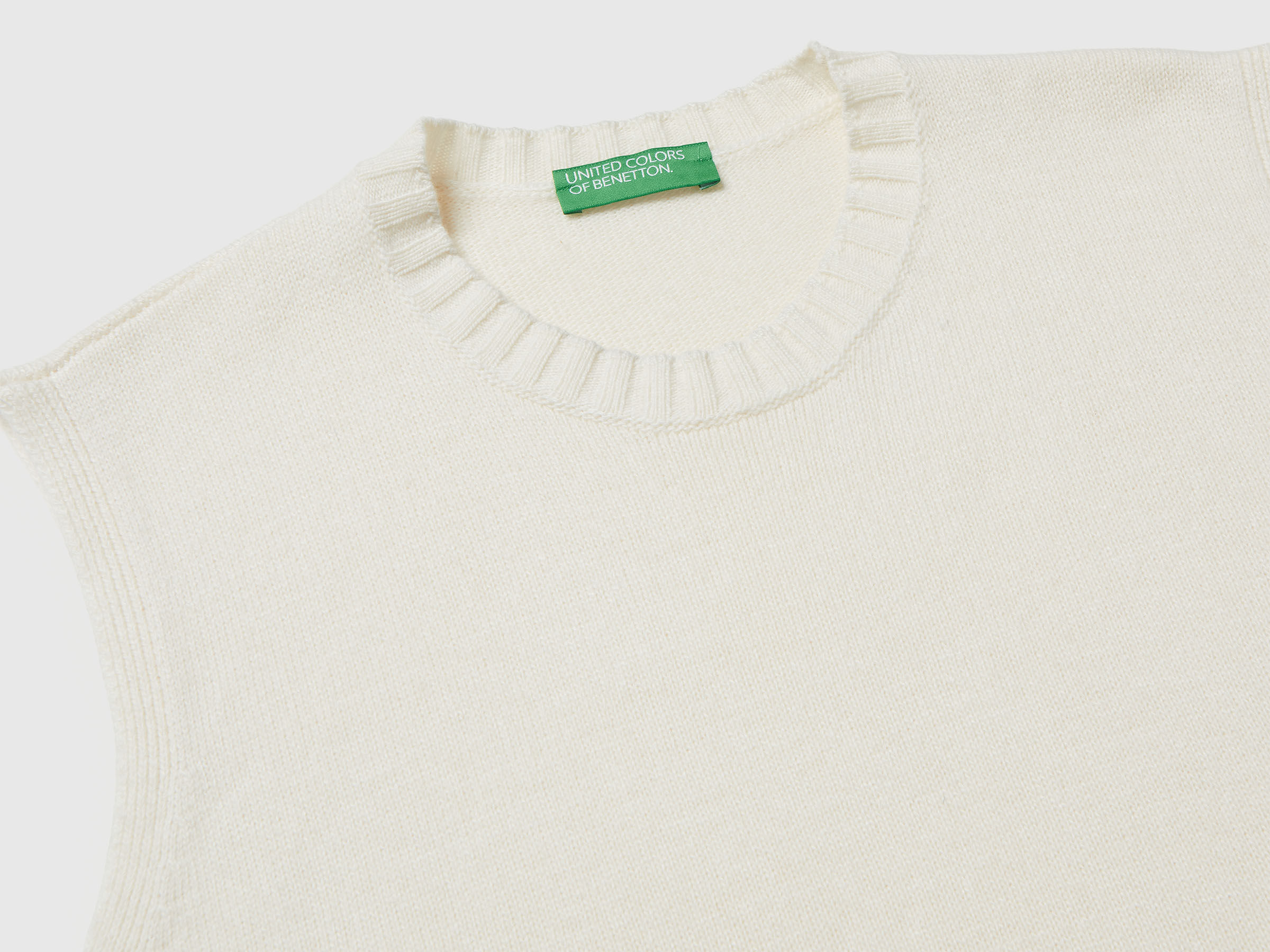 SLEEVELESS SWEATER Damen image number 6